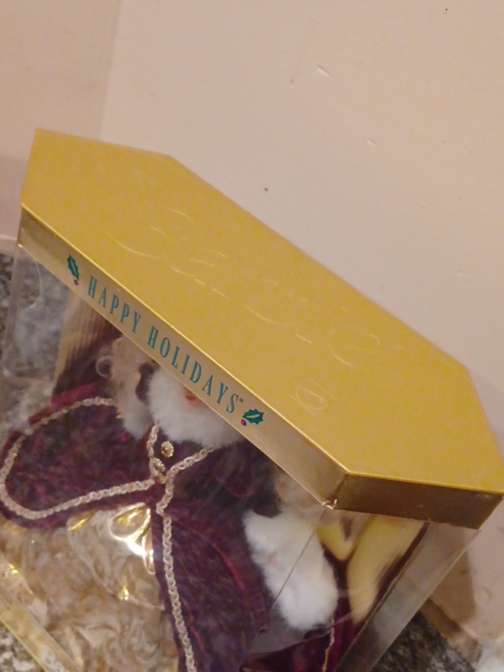 Barbie Burgundy & Gold Velvet Holiday Doll New In Box 1996 - Picture 2 of 9
